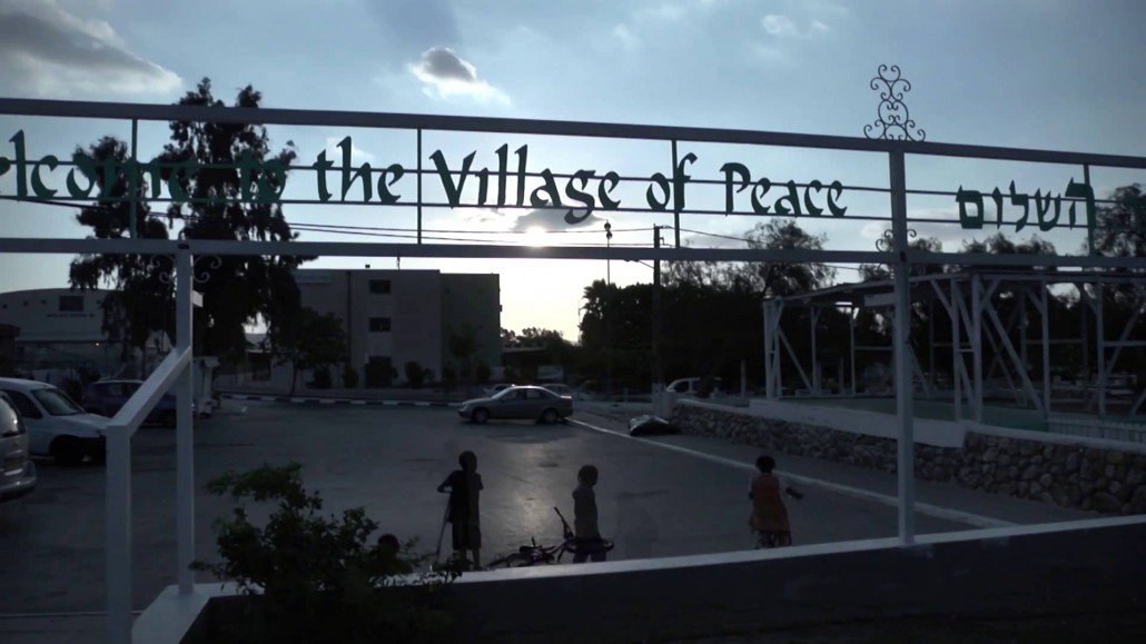 The Village of Peace - dokumentarfilm af Ben Shuder & Niko Philipides